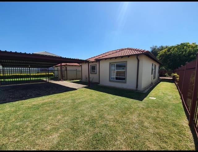 3 BEDROOM HOUSE FOR SALE IN KARENPARK